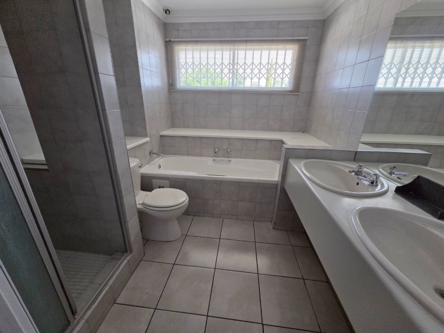 3 Bedroom Property for Sale in Heuwelsig Free State